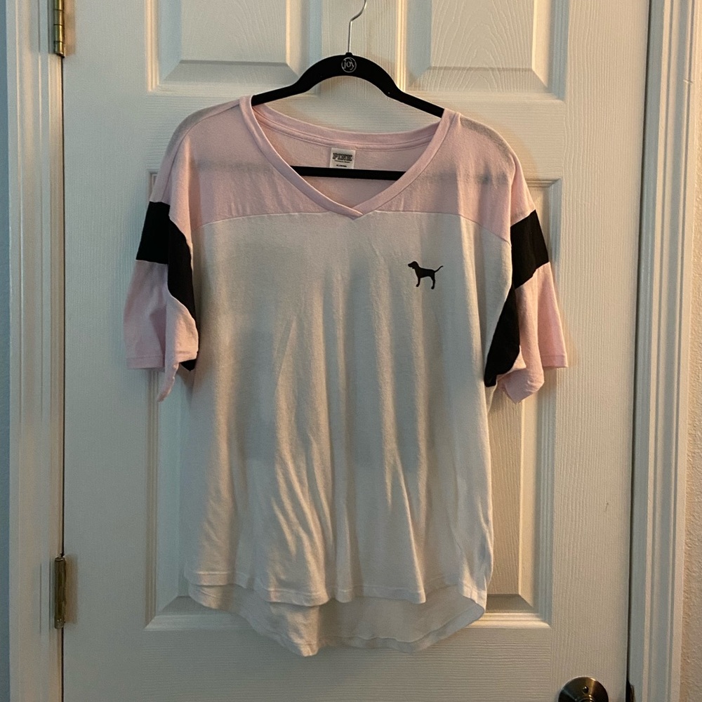VS PINK Tee